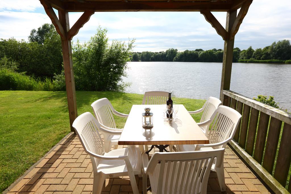 Vakantiepark Emslandermeer Vlagtwedde Extérieur photo